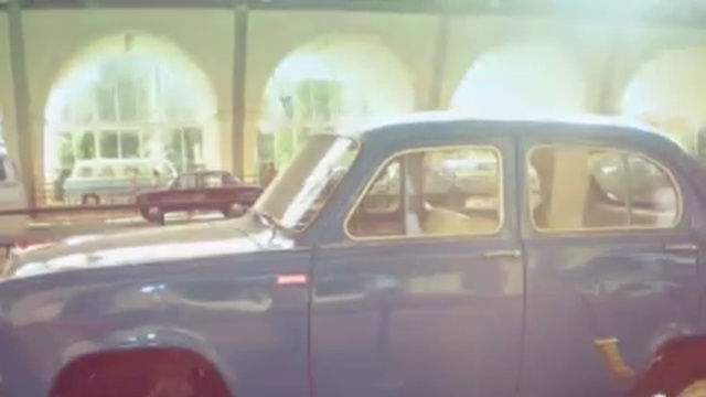 Ретро автомобили (На ВДНХ) смотреть онлайн