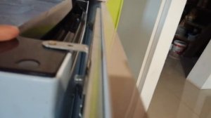 Как встроить обычный холодильник в шкаф