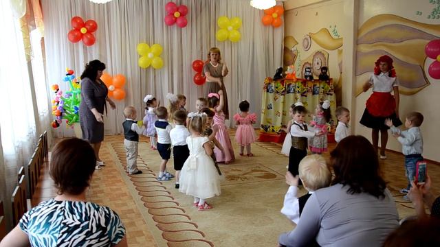 В детском саду смотреть онлайн