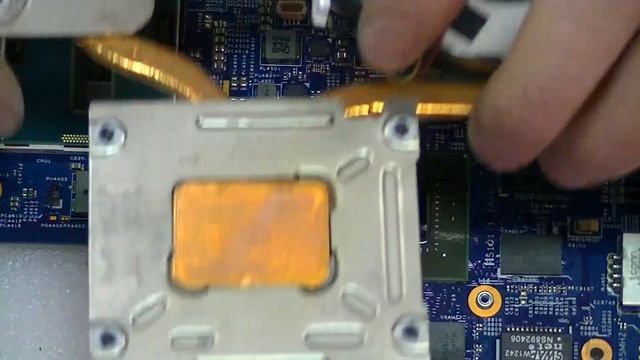 Восстановление сломанной петли ноутбука HP смотреть онлайн