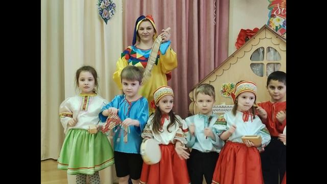 Презентация музыкального руководителя Князькиной С.М. "Я - педагог" смотреть онлайн