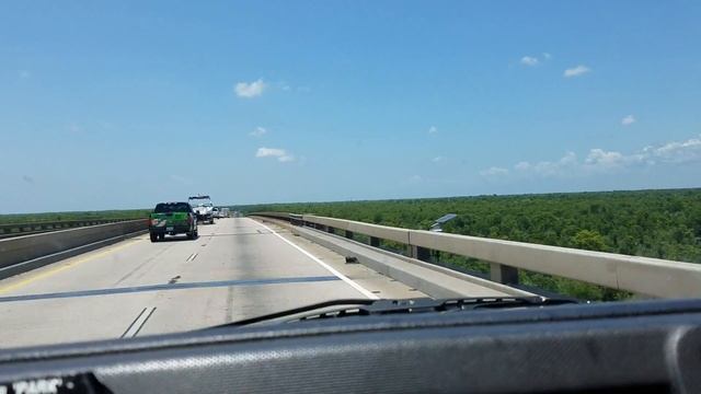 RoadXplore #000 - I-10 Westbound. Crossing the Pearl River Bridge from Mississippi into Louisiana смотреть онлайн