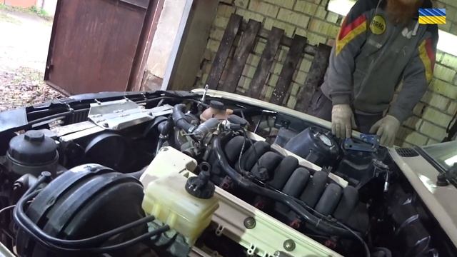 Установка порогов, фендеров, капота и багажника на BMW E30 смотреть онлайн