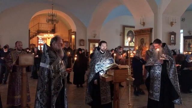 Великий четверг. Чтение 12-ти Евангелий. смотреть онлайн