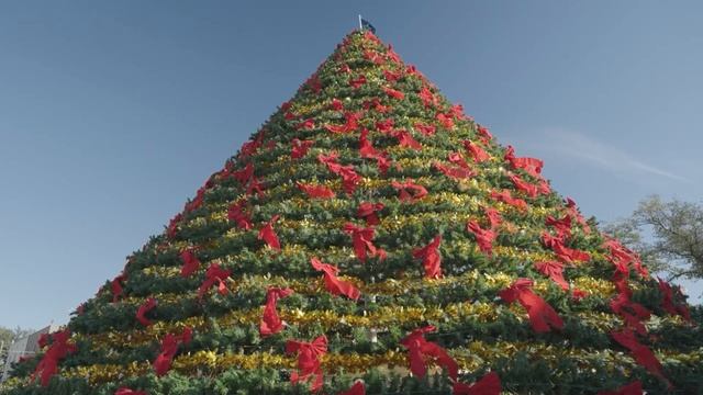 Новогодняя мелодия.RELAXING CHRISTMAS AMBIENCE 2024 Piano Music, Top Christmas Songs for Relax смотреть онлайн