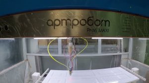 Грунтование двери на автоматическом покрасочном станке АРТРОБОТ