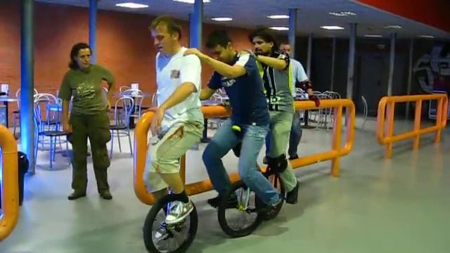 уницикл смотреть онлайн