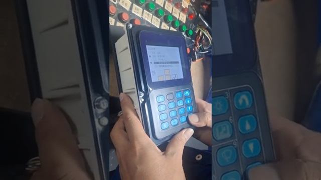 7835-12-1006 7835-12-1005 monitor fits KOMATSU PC200-7 PC220-7 PC240-7 PC270-7 смотреть онлайн