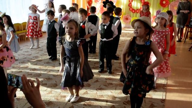 Сегодня праздник у девчат смотреть онлайн