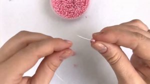 Фенечка из бисера. «Крестик». Простой браслет из бисера для начинающих.