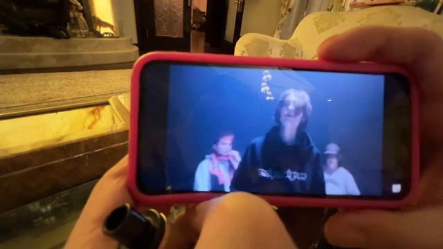 ПЛОХОЙ ПАРЕНЬ И ПИНК СМОТРЯТ Scally Milano,uglystephan,PINQ, Маленький ярче, Sqwore|TOASTER CYPHER смотреть онлайн