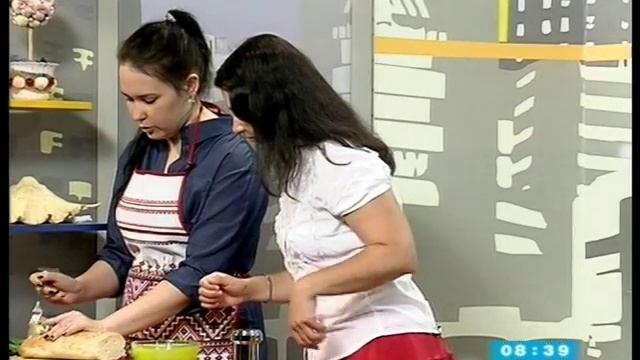 Семейный бутерброт из багета смотреть онлайн