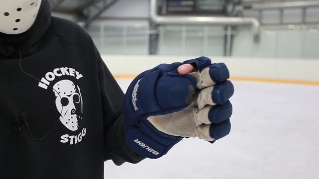 ОБУЧЕНИЕ ИГРЕ ЗАЩИТНИКА в ХОККЕЕ. Хитрый защитник. смотреть онлайн