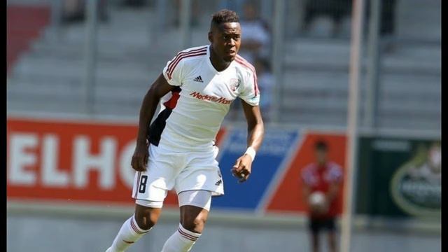 Gabriel Acertado Com Corinthians!!Leo moura no Grêmio??Roger no... смотреть онлайн