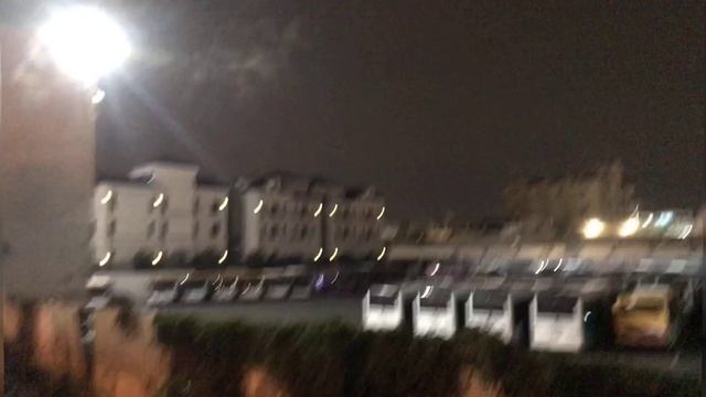 巨業交通客運-沙鹿駐車场 смотреть онлайн