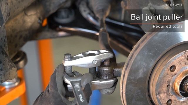 How to change tie rod end / track rod end on TOYOTA AYGO 1 (AB10) [TUTORIAL AUTODOC] смотреть онлайн