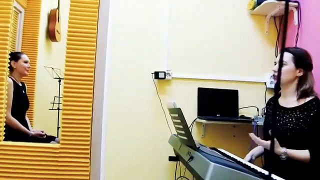 *** Первый урок по вокалу *** смотреть онлайн