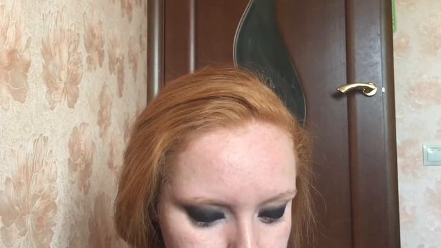 ОСЕННИЙ МАКИЯЖ | SMOKEY EYES в черно-бронзовых тонах смотреть онлайн