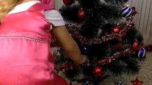 Маша и Медведь НАРЯЖАЕМ ЁЛКУ Новые серии С любимыми героями мультик Маша и Медве