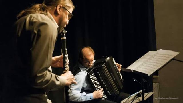 Beck/Kassl: Tango Tout Court (Dirk Brossé) смотреть онлайн