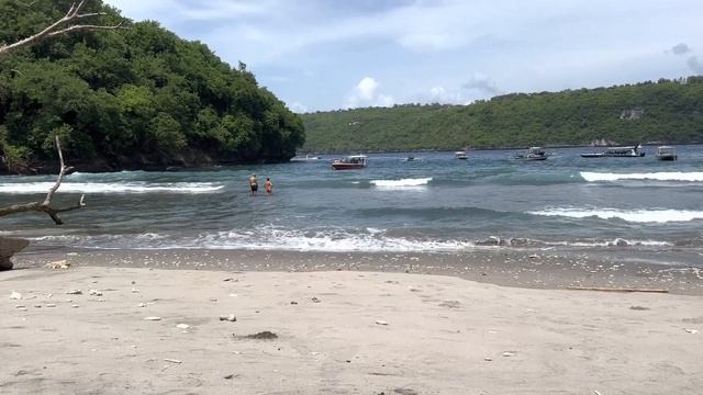 Мы переехали на Бали Нуса Пенида. Паром с Бали до Нуса Пенида. Где лучший снорклинг на Бали. смотреть онлайн