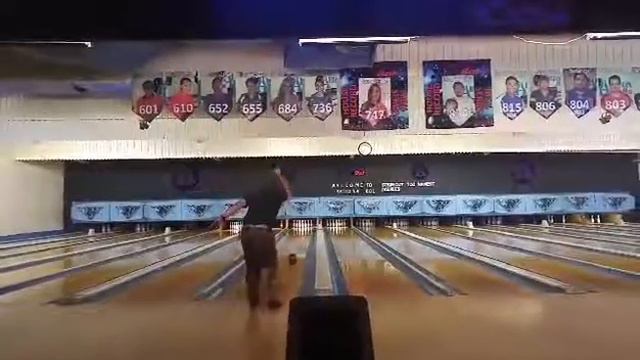 Fernando Alvarez 2nd 300 game. Nogales, AZ смотреть онлайн