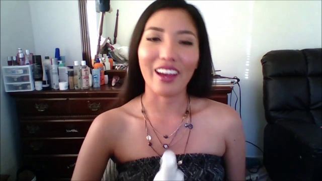 Neutrogena Oil Free Moisture Combination Skin Review/Rave смотреть онлайн