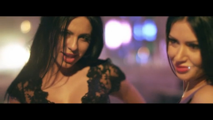 Admiral C4C feat Roxana - O.M.G (Official Video Full 2014) смотреть онлайн