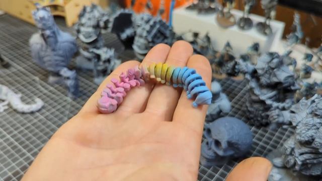 My First Week 3D Printing - Plug and Play? - Elegoo Saturn 2 8k 3D Printer смотреть онлайн