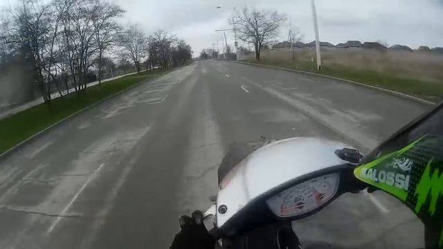 Tuning Honda Dio 34-35(Ставим спортивный коммутатор Posh racing и Как перенести бак в багажник) смотреть онлайн