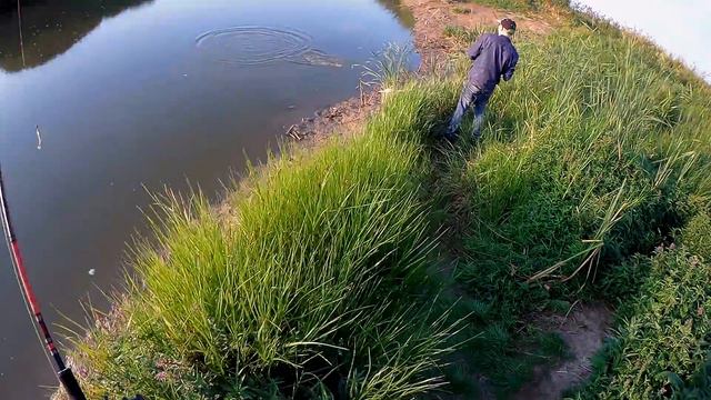 В поисках судака 2выезд !Рыбалка в АСТАНЕ! Макс в ударе! смотреть онлайн