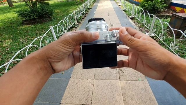 mirorless Nikon 1 J5 pakai lensa 10mm F2.8 review indonesia смотреть онлайн