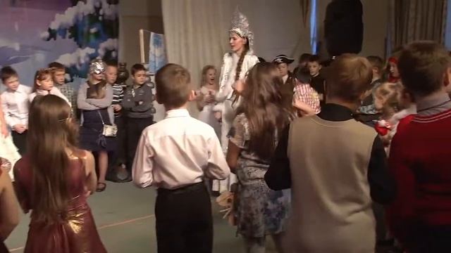 Школа №52 Киров. Новый год. смотреть онлайн