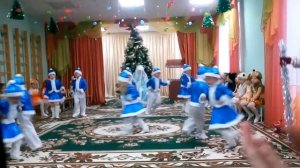 Танец Потолок ледяной на новогоднем утреннике