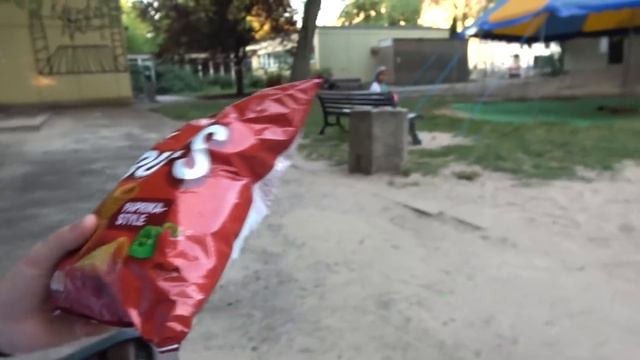 Какие Чипсы Lays продают в Германии? / Feat Макс Брандт смотреть онлайн