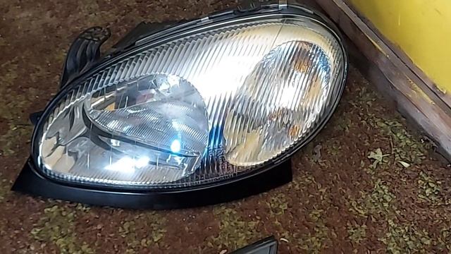 Не закрывается крышка фары Ланос ( моё решение ) смотреть онлайн