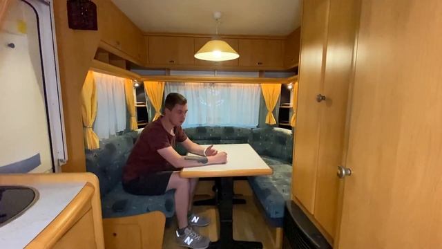 Обзор немецкого автодома/кемпера/прицепа-дачи/дома на колесах Hobby Excellent 540 UFf 2002 года смотреть онлайн