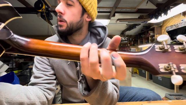 What is this 60s Japanese guitar? смотреть онлайн