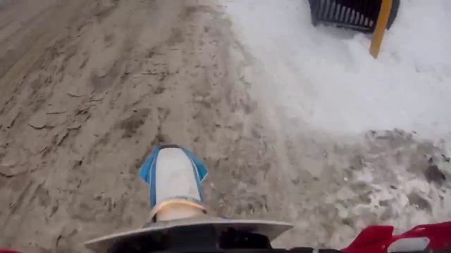 MotoLand XT 250 HS. Зимой на шипах. #177. смотреть онлайн