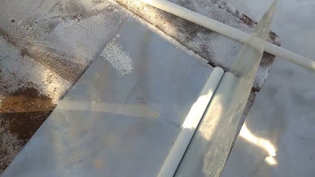 Приспособление для чистки снега с крыши, своими руками. Быстро и легко. смотреть онлайн