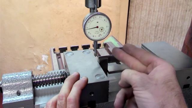 Уроки фрезерования или как проверить губки тисков на перпендикулярность к столу