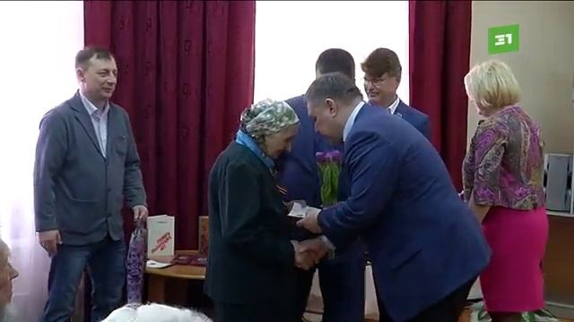 Ветеранам Калининского района вручили медали к юбилею Победы смотреть онлайн