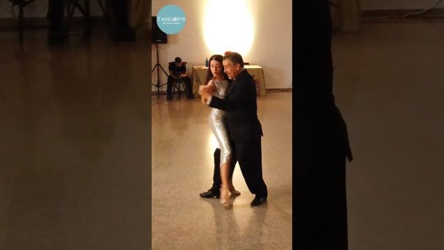 Chiara Luisi & Stefano Arioli bailan El Cachivache Quinteto - Ella es Así смотреть онлайн