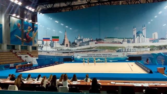Гимнастки.Казань.Кира Хайруллина.команда Сюрприз смотреть онлайн