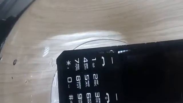 Топим телефон Pregsigio Muze F1 смотреть онлайн