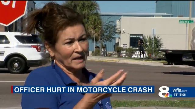 Tampa Police officer suffers serious injuries after motorcycle crash смотреть онлайн