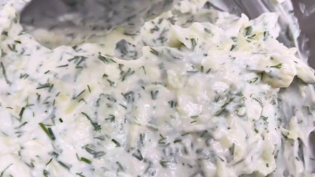 Чесночный хлеб ! Чесночный нон ! Рецепт от меня! смотреть онлайн