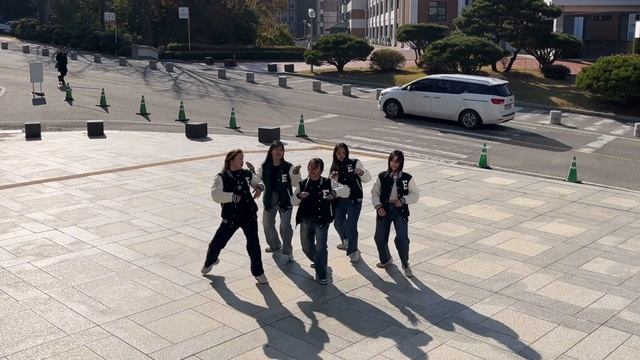 [이화여대 UNTITLE] 231118 교내 버스킹 | IVE - Kitsch | K-pop cover смотреть онлайн