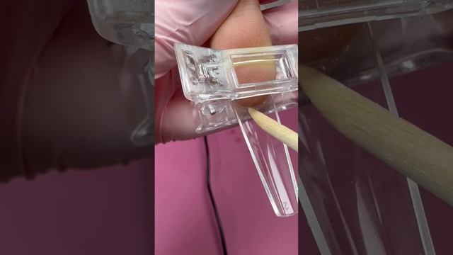 КАК КРЕПИТЬ ГЕЛЕВЫЕ ТИПСЫ #наращиваниеногтей #гелевыетипсы