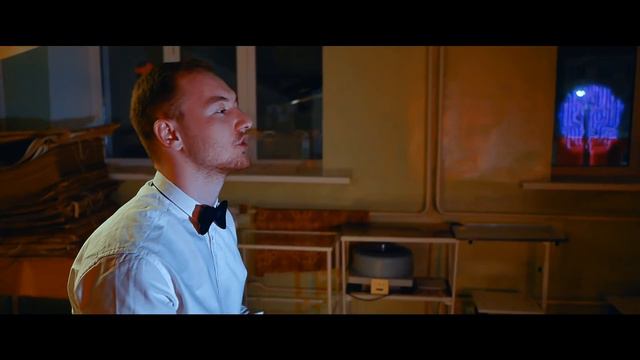 "МЦ ДЕЙСТВИТЕЛЬНО" (ТвН) - АКУШЕР (FACE-ЮМОРИСТ) смотреть онлайн